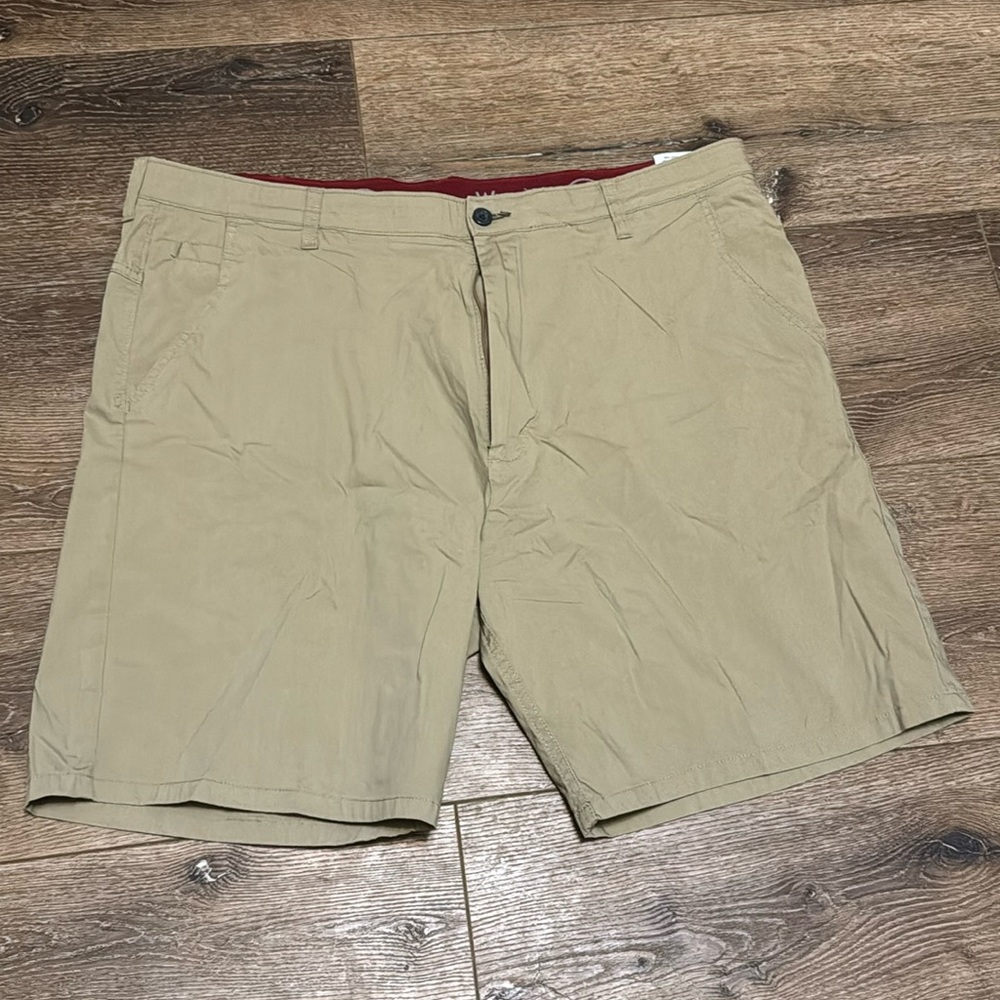 Wrangler‎ khaki shorts 42
